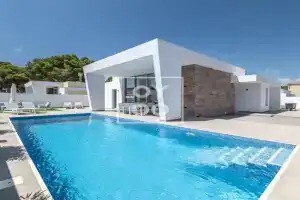Villa Coral deluxe oasis by OYOOSTAYS, Torrevieja