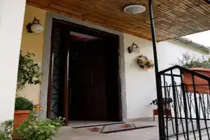 GuestHouse Te Bregu, Gjirokaster
