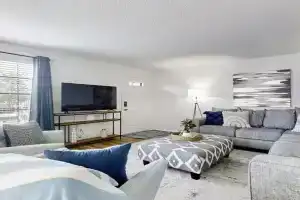 A Touch of Modern Apartments, Hot Springs