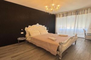 Luxury Room - 1, Monza