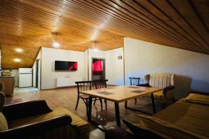 Guest House Riverside, Borjomi