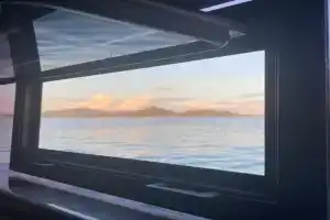 Island Hopping Sailing Catamaran Hotel, Baie Sainte Anne