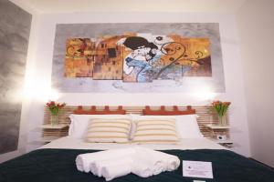 Like Romeo Suites, Verona