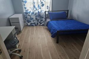 Small cozy room, shared bathroom, Baltimore