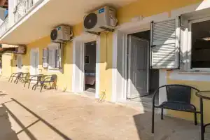 Old Well Studios, Sidari
