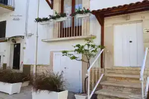 In Parva Domus Apartments, Bitonto
