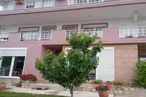 DOM RASPALOZEN NI DALEKO OT MORE I PRIRODi Apartments, Kriopigi