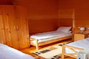 LogInn Cabin 4 Cozy Wooden Cottage in, Mestia