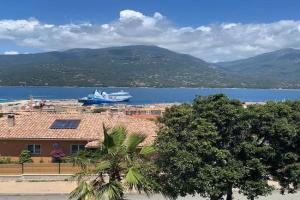 Studio équipé vue mer, Propriano