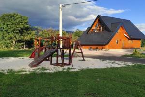 Wood Fairy 2 Guest house, Korenica