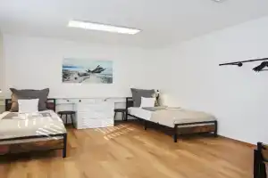Lemon Suites 2, Apartment für kleine Gruppen und Teams, Nurnberg