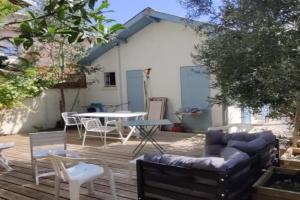 House with garden near the beach of, Arcachon