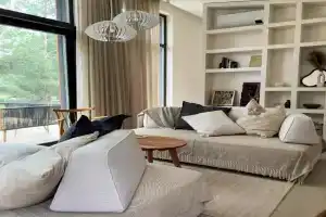 IVIS House Lakeside Retreat in, Vilnius