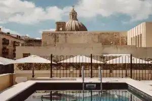 San Karlu Hotel, Sliema