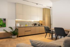 Albani's Apartment, Tirana