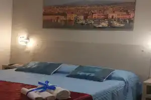 Debora Holiday House, Misterbianco