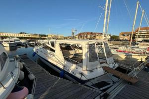 Le duplex des Marinas, Mini Yacht Hotel, Deauville