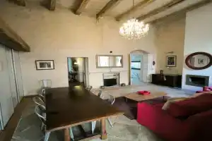 Stunning 3 Bedroom Town House, Sliema