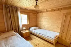 LogInn Cabin 3 Cozy Wooden Cottage in, Mestia