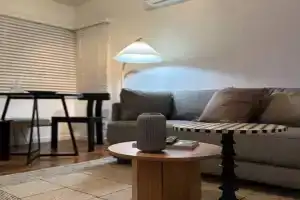 Modern Eclectic 1BR by Downtown, Airport & More Guest house, San Diego