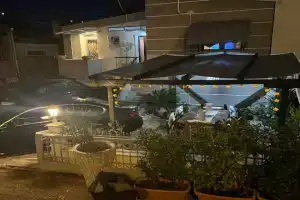 50m from beach! Apartments, Paleo Tsifliki