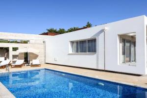 Villa Cerulean, Paphos