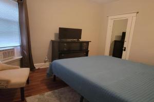 Afrique Francaise de Woodlawn 1 Guest house, Chicago