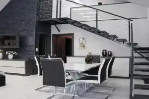 Béke 10 Apartmanház, Villany
