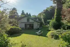 Casa Giuliana casa con giardino privato, Orta San Giulio