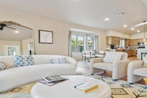The Perfect Family Escape- Spacious and Cozy home Guest house, Tucson