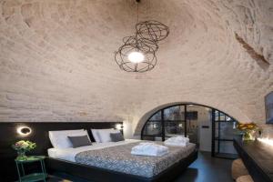 Trullo delle Sfere- Luxury trullo with Jacuzzi Guest house, Alberobello