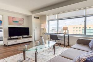 Luxury Apt Near Charles River Apartments, Boston