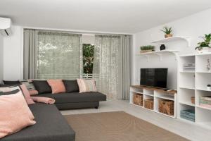 Bitacora Comfortable quiet flat near the beach Apartments, Lloret de Mar