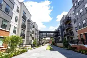Stylish apartments near shops and entertainment, Cincinnati