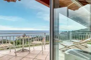 Villa Luce del Sol with Pool, Albenga