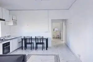 Couple Perfect - Lovely New 1-Bedroom Apartment, Quatre Bornes