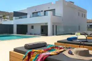 Villa Lambis Harmonia, Lindos