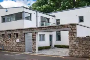 Aviva Stadium- Sleeps6- KingBeds- OffStreetParking Guest house, Dublin