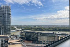 SAG 22nd floor Panorama city free parking Free wifi Apartments, Bratislava