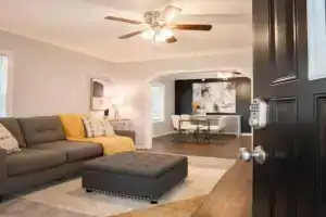 THE CORNER COTTAGE - Contemporary 2BD in, Peoria