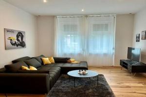 "Die Wohnung neben der Stadthalle" Apartments, Graz