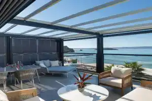 Seagull Luxury Apartment Next To The Sea - BY APOKORNAS VILLAS, Almirida