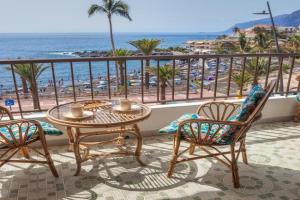 CASA DE FRANCO - ocean view, 50m from Playa la Arena, fibre net, Puerto de Santiago