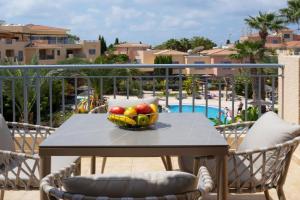 Resitour - Limnaria Gardens Apartments, Paphos