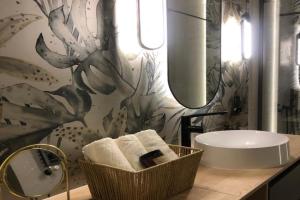 Komfortowe Apartamenty Klonowa ,ogródek, garaż podziemny, samodzielne wejście na kod 24h, Kielce