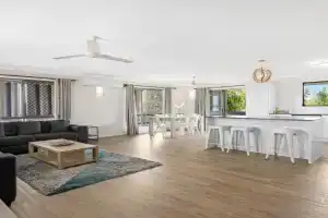 Spacious 3-Bed Home with Large Balcony Apartments, Hervey Bay