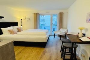 Ferienwohnung Juliette,sehr zentral Apartments, Freiburg