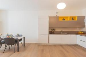 ManaraQuattro - apartament in near the center with free parking - Lake, Como