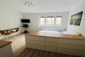 Black Forest City Apartment mit kostenlosem Parkplatz, Freiburg