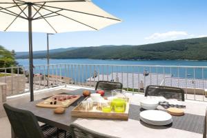 Apartments Kanat 1 & 2 with beautiful sea view, Rabac